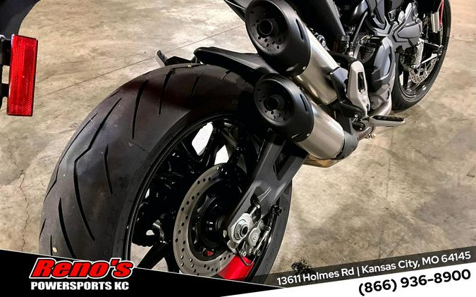 2024 Ducati MONSTER PLUS