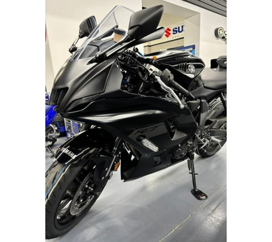 2025 Yamaha YZF R7