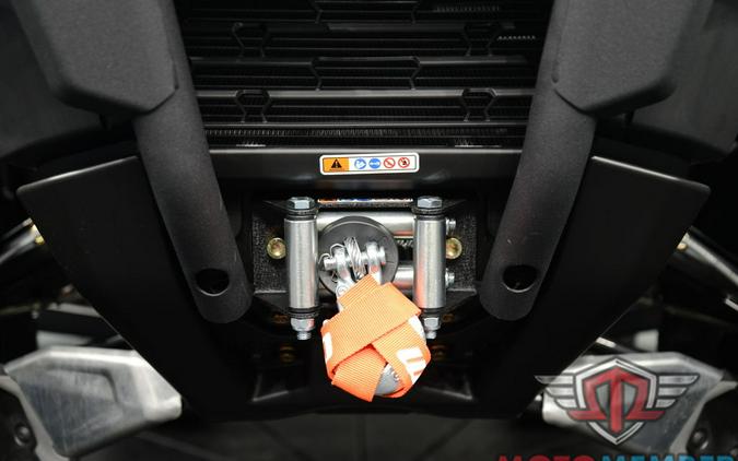 2025 Can-Am Outlander Pro Hunting Edition HD7