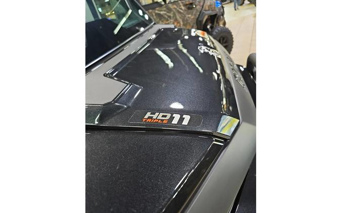 2026 Can-Am SSV DEF XTCAB 65 HD11 BK HB 26 XT CAB HD11