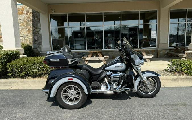 FLHTCUTG 2019 Tri Glide® Ultra