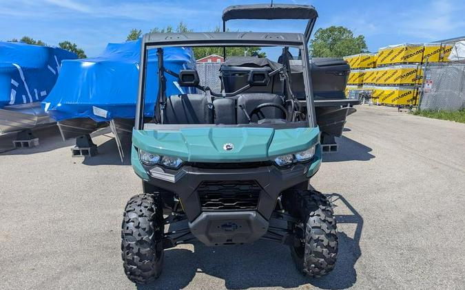 2026 Can-Am® Defender HD7