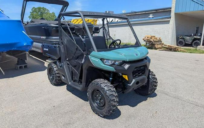 2026 Can-Am® Defender HD7