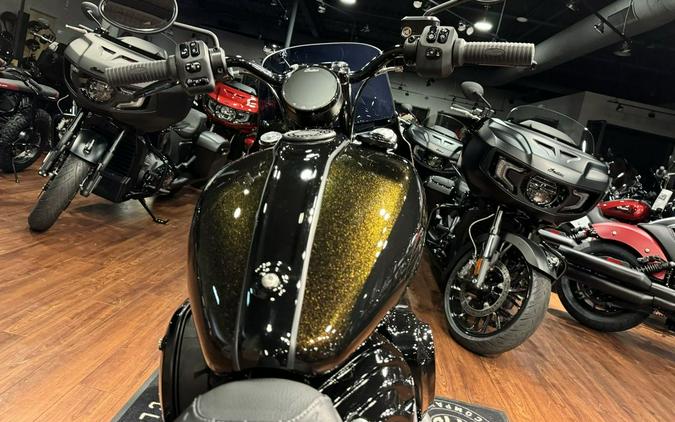 2024 Indian Motorcycle® Sport Chief Icon Smoky Quartz Metallic Pearl