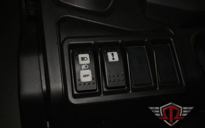 2025 Can-Am Defender XT HD10