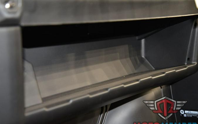 2025 Can-Am Defender XT HD10