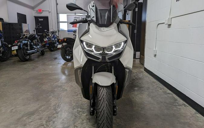 2024 BMW C 400 GT Alpine White