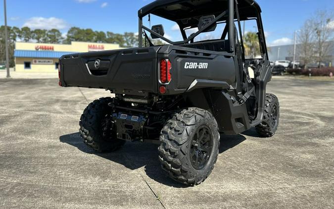 2024 Can-Am Defender DPS HD9 Timeless Black