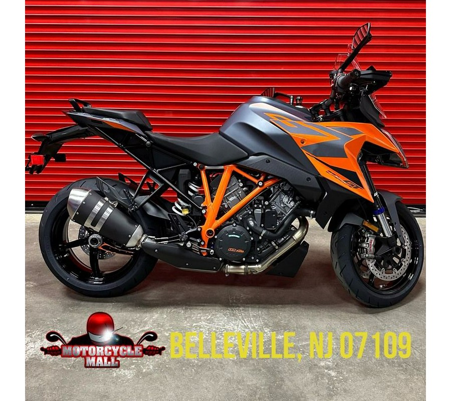 2024 KTM 1290 Super Duke GT