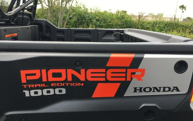 2023 Honda Pioneer 1000 Trail