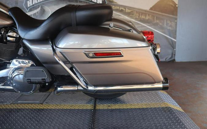 2017 Harley-Davidson® FLHR - Road King®