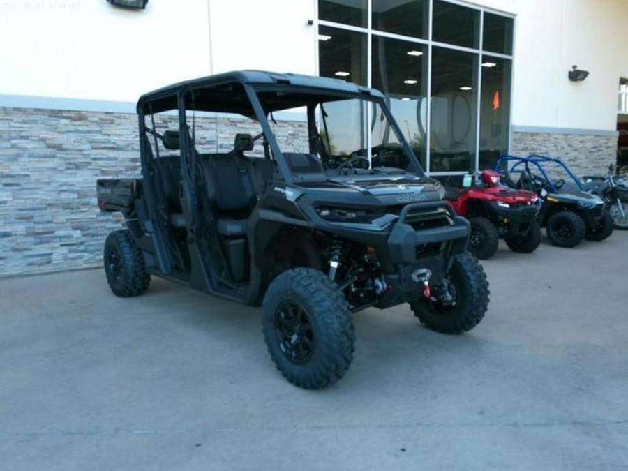 2026 Can-Am® Defender MAX XT HD11 With 10.25 in.display