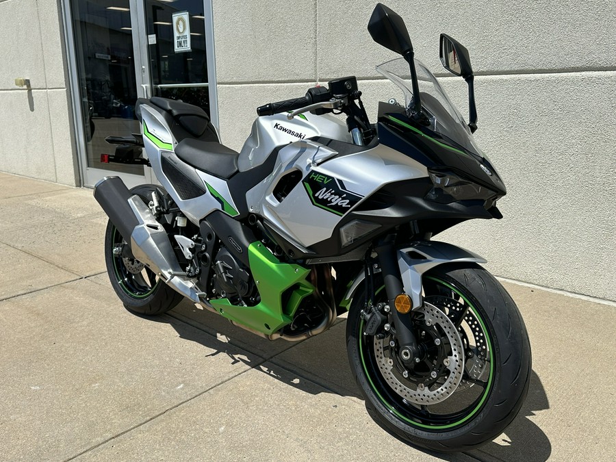 2024 Kawasaki Ninja 7 Hybrid ABS