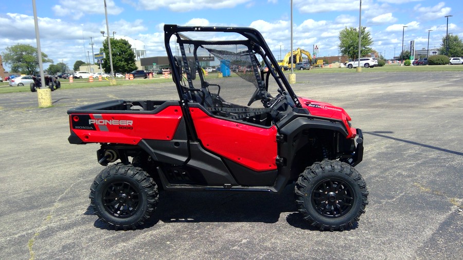 2024 Honda Pioneer 1000 Deluxe