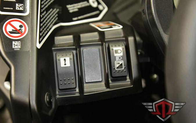 2025 Can-Am Maverick X3 X mr TURBO RR 72