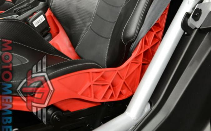 2025 Can-Am Maverick X3 X mr TURBO RR 72