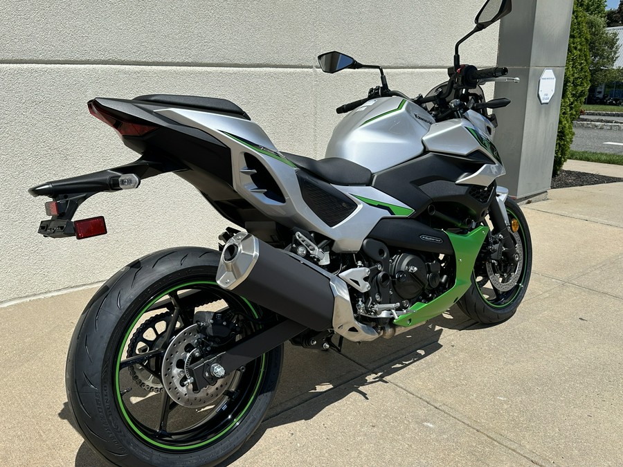 2024 Kawasaki Z7 Hybrid ABS