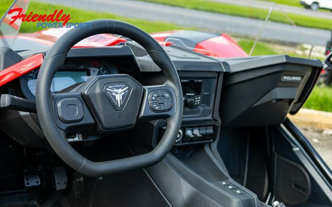 2025 Slingshot S AUTODRIVE