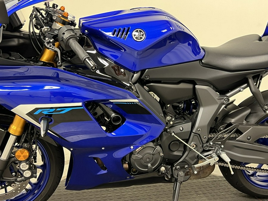 2025 Yamaha YZF R7