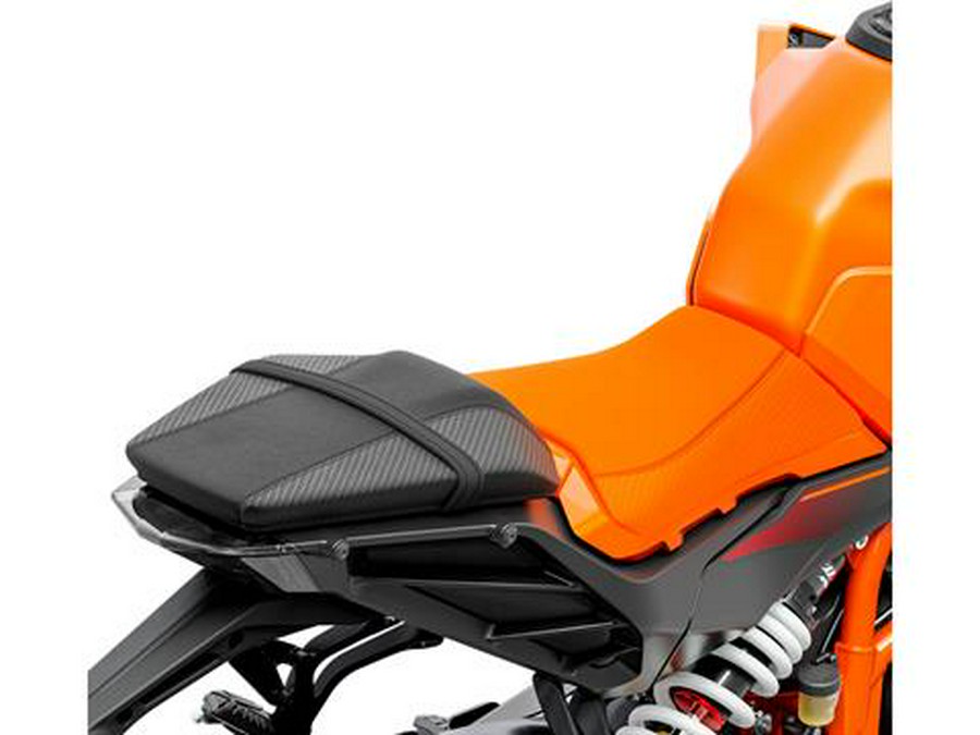 2025 KTM 390 Duke