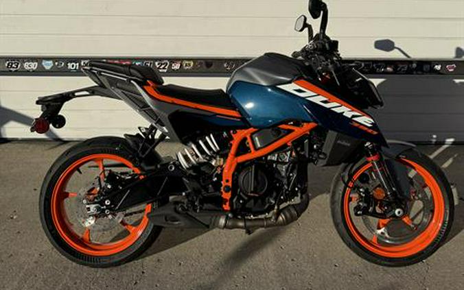2025 KTM 390 Duke