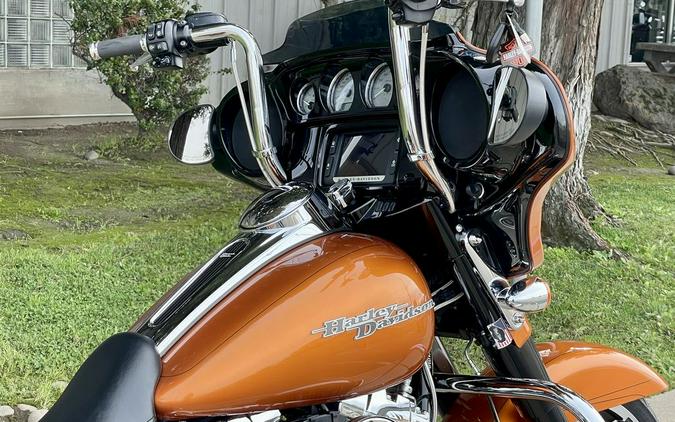 2014 Harley-Davidson® FLHXS - Street Glide® Special