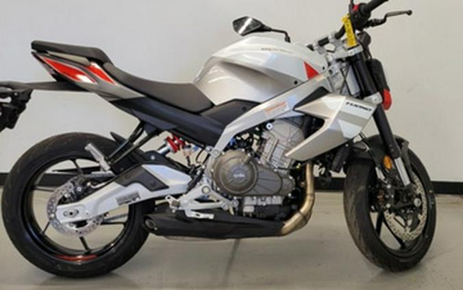 2026 Aprilia Tuono 457