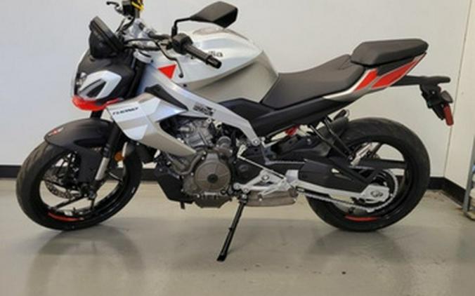 2026 Aprilia Tuono 457