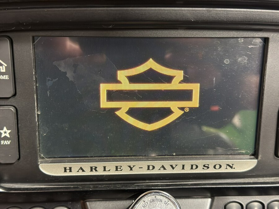 FLHX 2018 Street Glide®