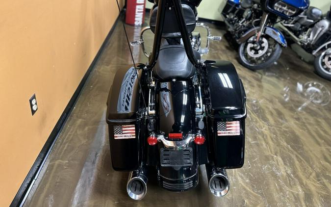 FLHX 2018 Street Glide®