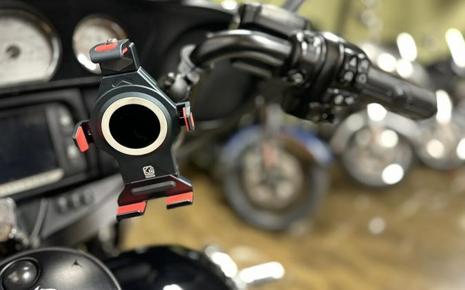 FLHX 2018 Street Glide®