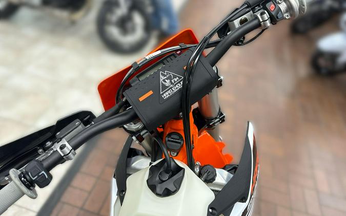 2026 KTM 300 XC-W HARDENDURO