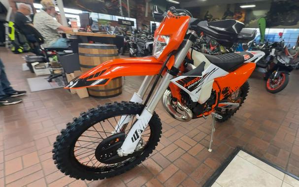 2026 KTM 300 XC-W HARDENDURO