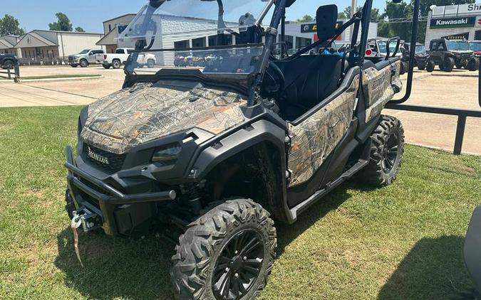 2017 Honda® Pioneer 1000-5 Deluxe