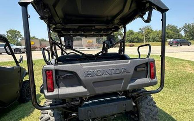 2017 Honda® Pioneer 1000-5 Deluxe