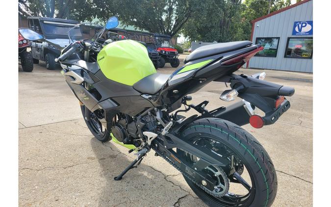 2026 EX500 Ninja 500 ABS - Kawasaki