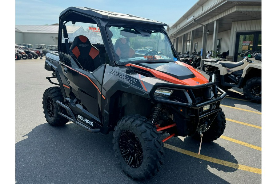 2017 Polaris Industries GENERAL 1000 EPS DELUXE