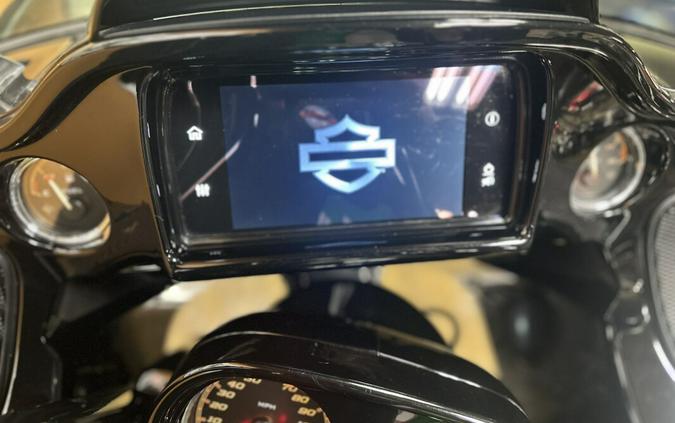 FLTRXS 2018 Road Glide® Special