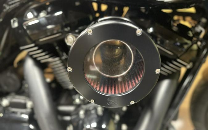 FLTRXS 2018 Road Glide® Special