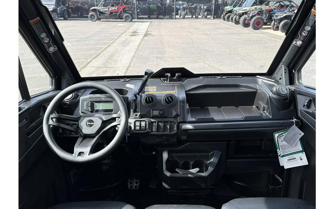 2026 Can-Am Defender Max DPS Cab HD10