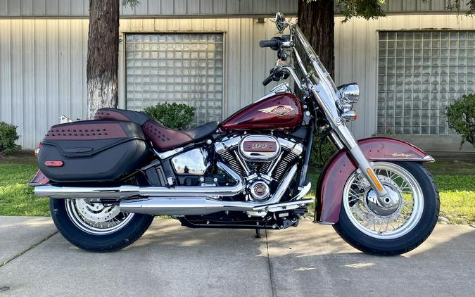 2023 Harley-Davidson® FLHCSANV - Heritage Classic Anniversary Edition