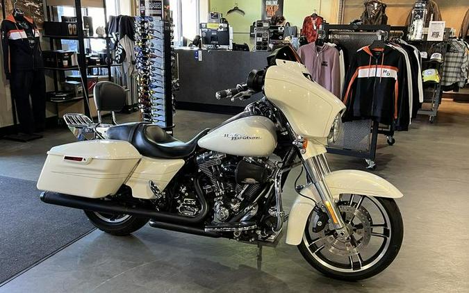 2015 Harley-Davidson® FLHXS - Street Glide® Special