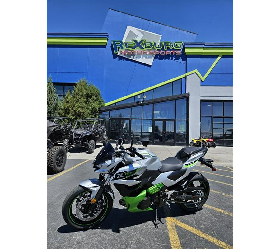 2024 Kawasaki Z7 Hybrid ABS