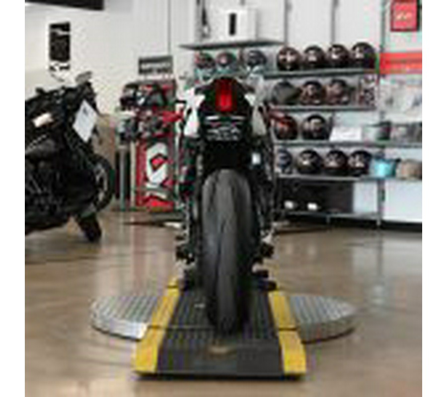 2022 Yamaha R7 60th Anniversary GP