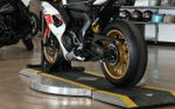 2022 Yamaha R7 60th Anniversary GP