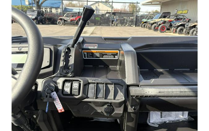 2026 Can-Am Defender Max HD7