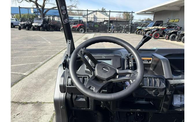 2026 Can-Am Defender Max HD7