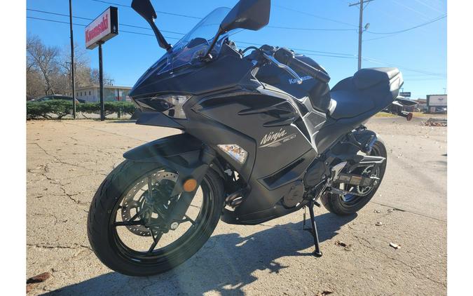 2026 EX500 Ninja 500 - Kawasaki