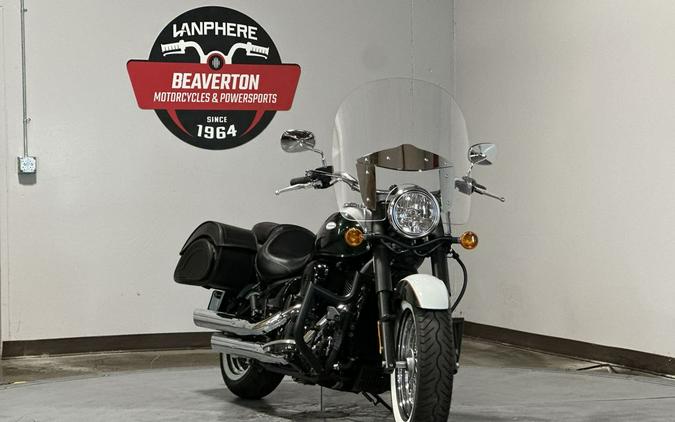 2022 Kawasaki Vulcan® 900 Classic