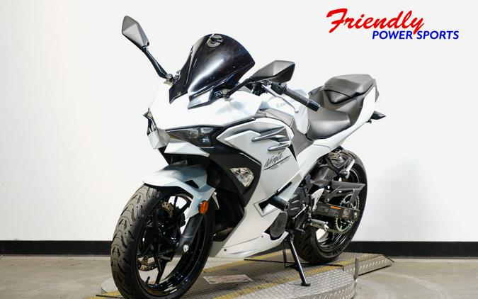 2025 KAWASAKI NINJA 500